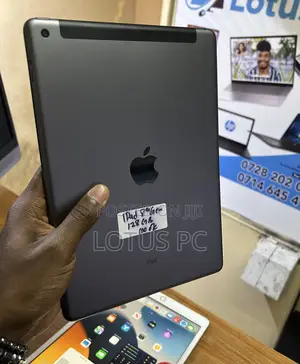 Apple iPad 10.2 (2020) 128 GB Gray
