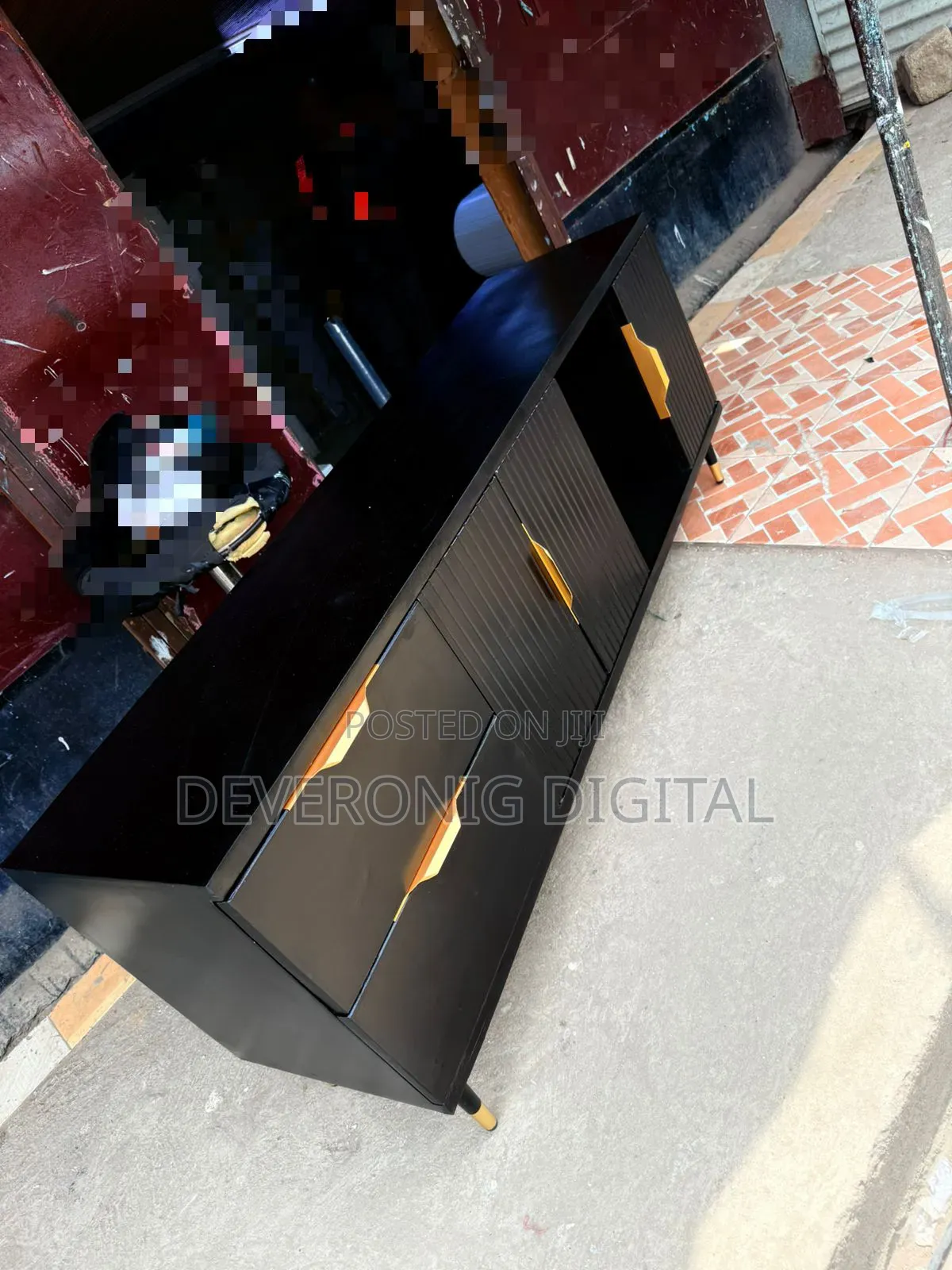 5fts All Black Tv Stand