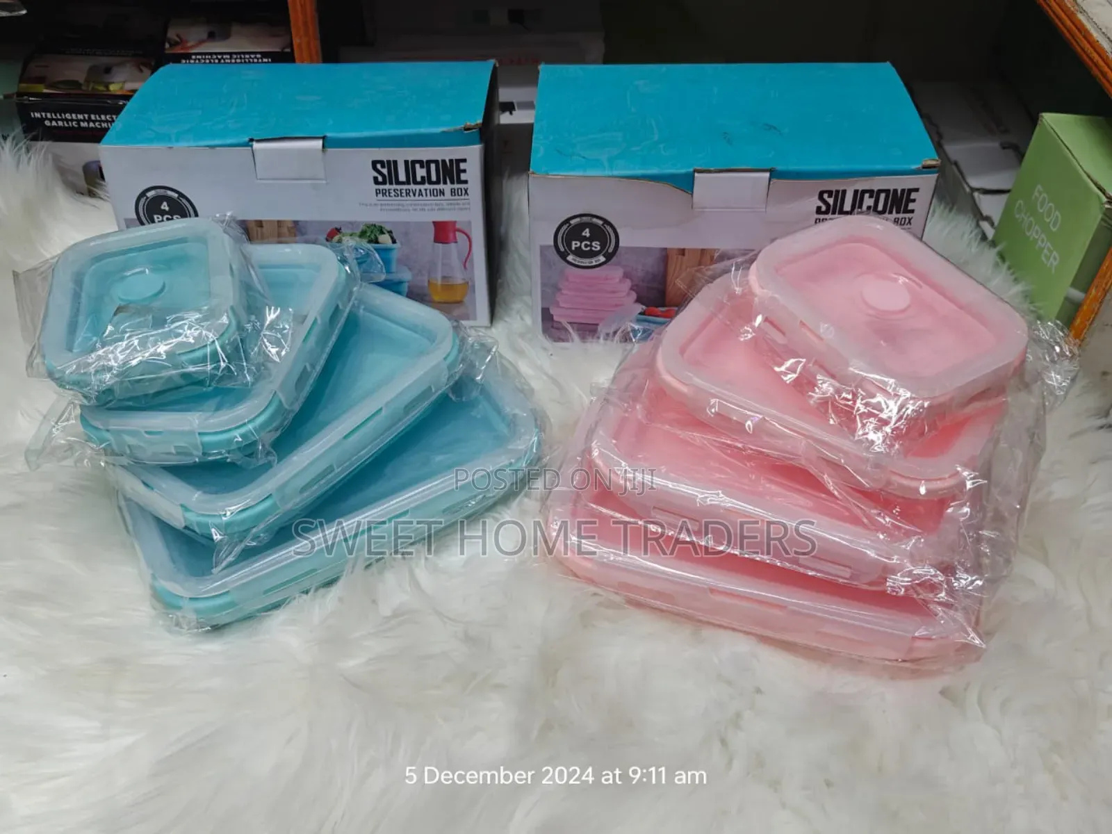 Portable Collapsible Silicone Food Container