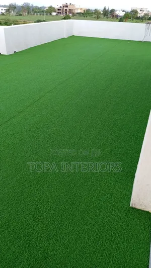Outdoor Rooftop Artificial Green Grass Carpets 20mm