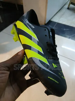 Kids Football Boots - Adidas Predator