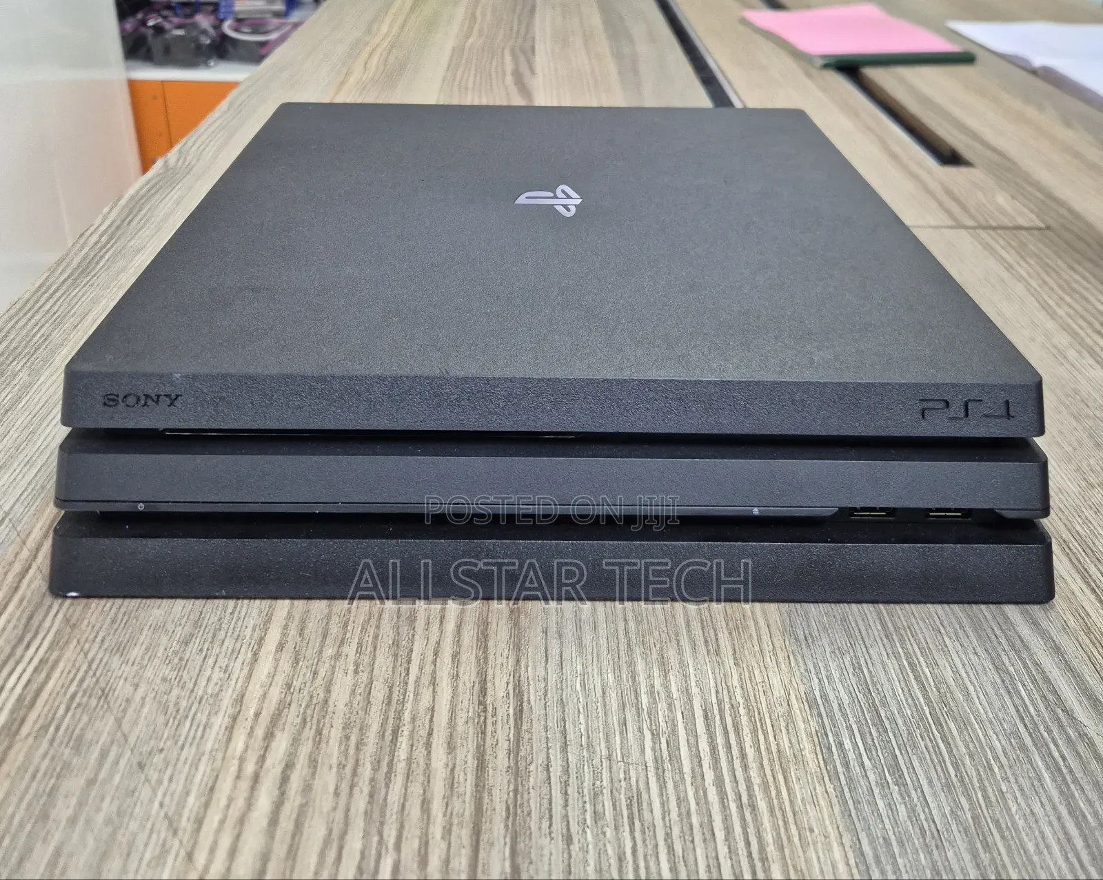 Sony Playstation 4 Pro Gaming Console 1 Controller- Version 8.