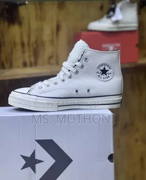 *High Top Converse Chuck Taylor All Star 70 Size 39-44