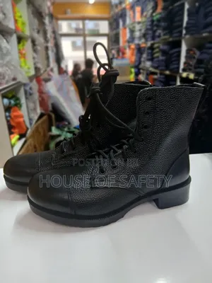 Black Hardened Toe Cap Boots