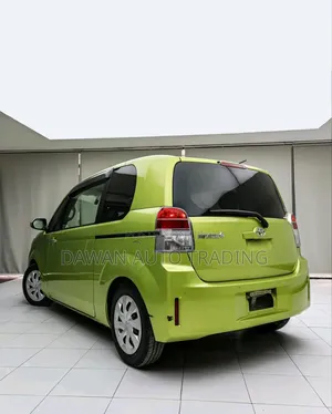 Toyota Spade 2019 Green