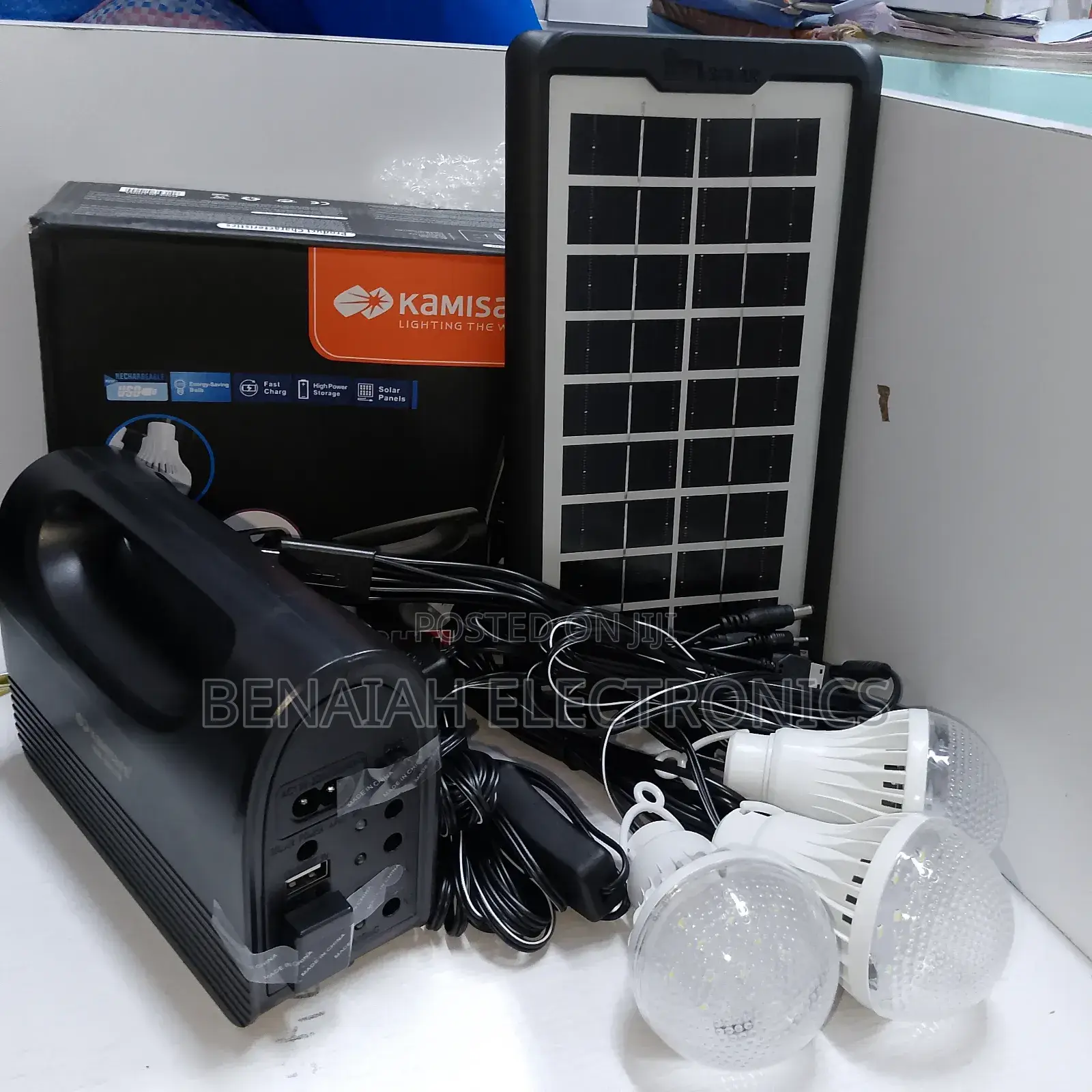 Portable Solar Lighting System Km 8017 Suitable for Camping