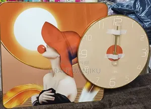 *Modern Light Luxury Wall Clock Decor