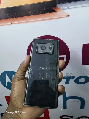 Sharp Aquos R6 128 GB Black