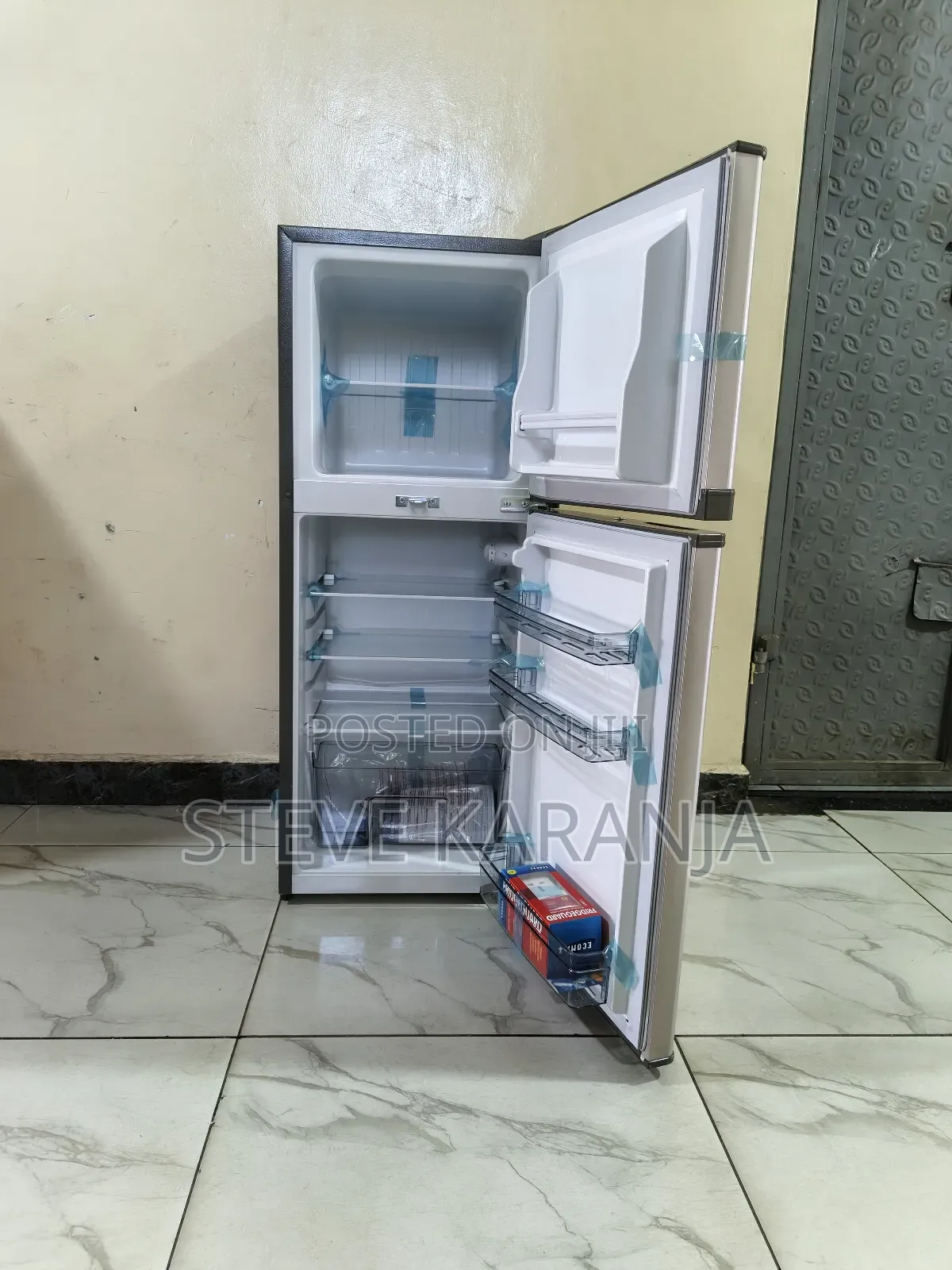 118litres Double Door Fridge With Top Freezer