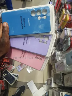 Samsung S25 Ultra Silicone Cases....