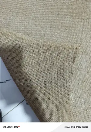 Hessian Cloth/ Burlap Cloth Material (Small Holes)