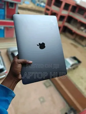 Laptop Apple MacBook Pro 8GB Intel Core I5 SSD 256GB