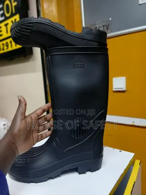 Standard Rated Bata Rubber Gumboots Heavy Duty