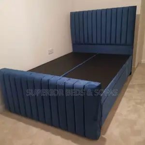 5x6 Modern Channel-Tufted Upholstered Bed