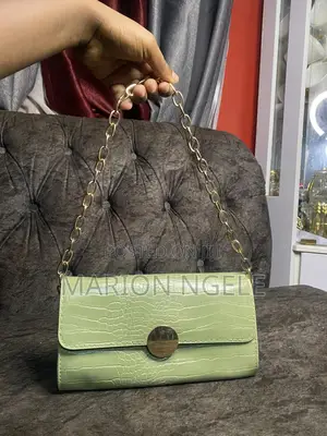 Shoulder Bags