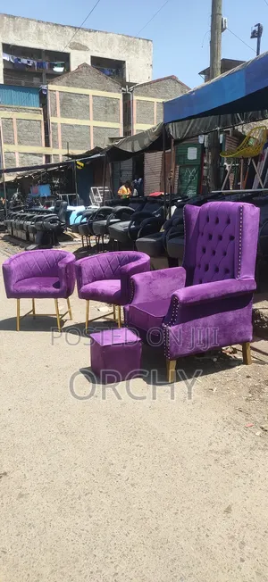 2 Manicure Seats+ 1 Pedicure Seat+Stool