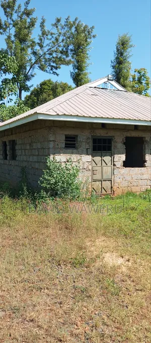 Maragwa Avery Prime 100 by 100 Plot With House's for Sale