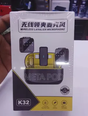  Wireless Lavalier Microphone