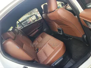 Toyota Harrier 2019 White