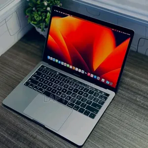 Laptop Apple MacBook Pro 2017 16GB Intel Core I5 SSD 512GB