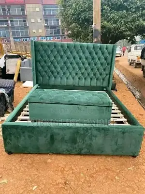 Green Classy 5 by 6 Chester Bed + Ottoman
