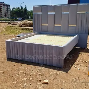 5x6 Modern Gray Upholstered Bed