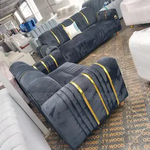 Soft Cushion Black Sofa Set 5 Seater