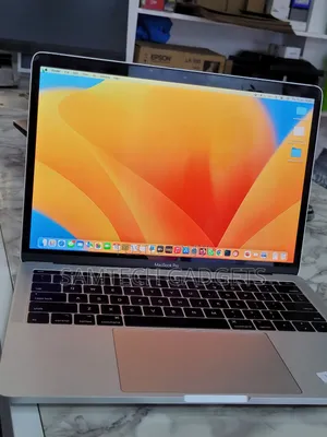 Laptop Apple MacBook Pro 2017 8GB Intel Core I5 SSD 256GB