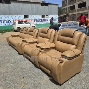 Welcoming New 5 Seater Semi Recliner 3,2