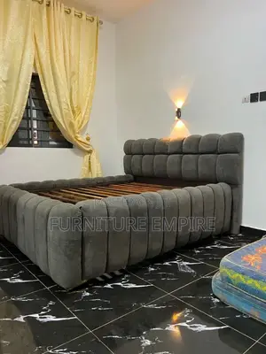 Roaming Cossy 5 by 6 Bubble Bed