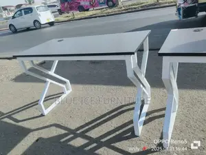 Modern Office Working Table