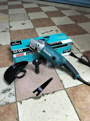 Big Makita Angle Grinder 9 Inches 2100 Watts Multipurpose Use