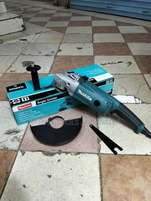 Affordable Top Commercial Makita Angle Grinder 2100w 240 v Free Disc