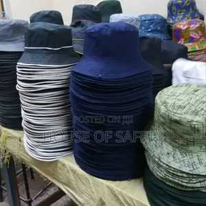 Stylish Light Weight Bu Key Hats