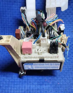 Fusebox Toyota Ist/Belta