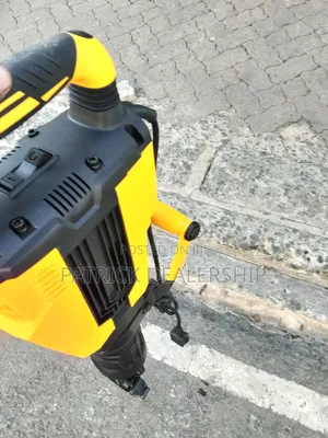 Titan Demolition Hammer