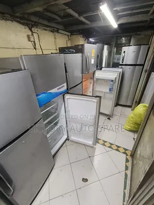 Top Freezer Refrigerators (Samsung)