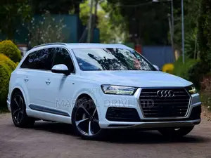 Audi Q7 2.0T Premium AWD quattro 2018 White