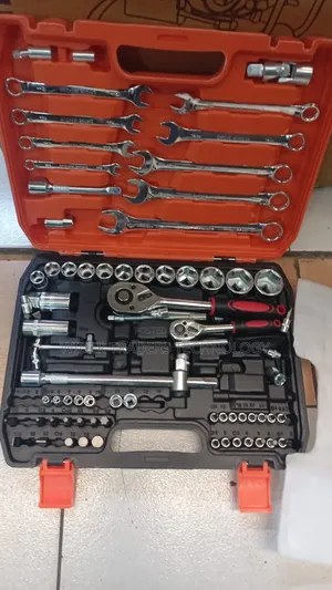 82-Piece Mechanic Socket Tool Kit Set