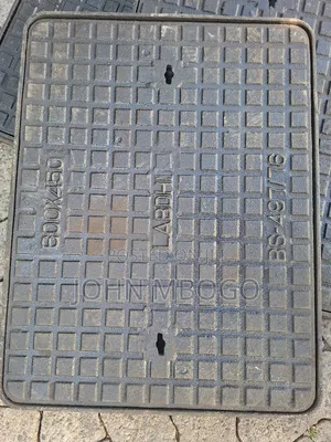 Heavy Duty Manhole Cover 450mmx600mm.