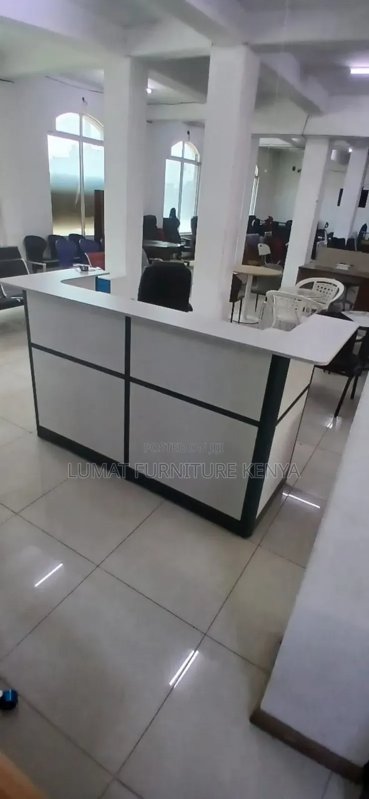2m Welcoming Reception Desk