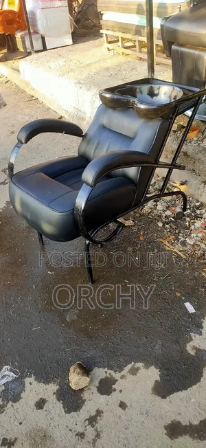 Salon Sink/ Shampoo Seat