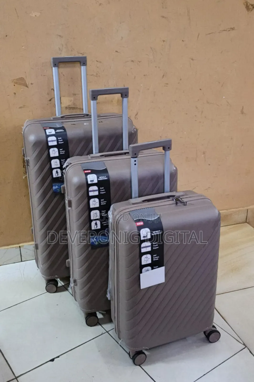 Unbreakable Rubber Suitcase 3-in-1 Suitcase Set*