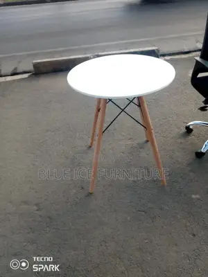 Imported Round Eames Table