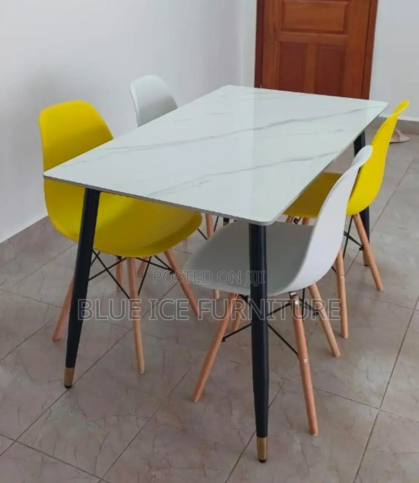 Marble 4 Seater Dining Table