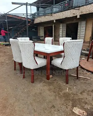 Modern And Classy 6 Seater Dining Table