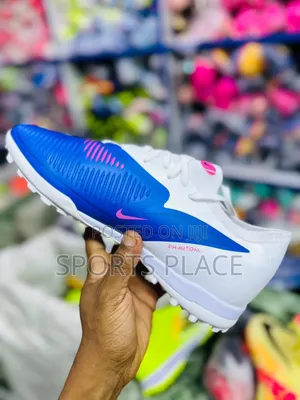 Nike Phantom Vi Low Academy Turf Football Shoes