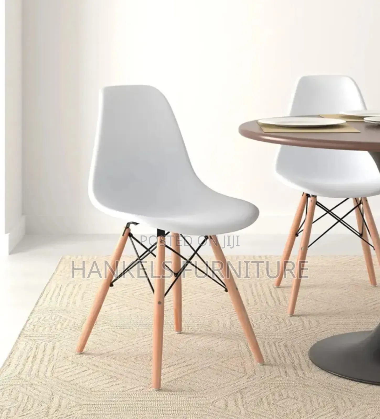 Gray Eames Dining Chair – Modern Stylish