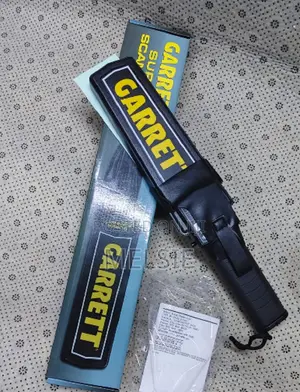 Garrett Guide Hand-held Metal Detector - Long-lasting