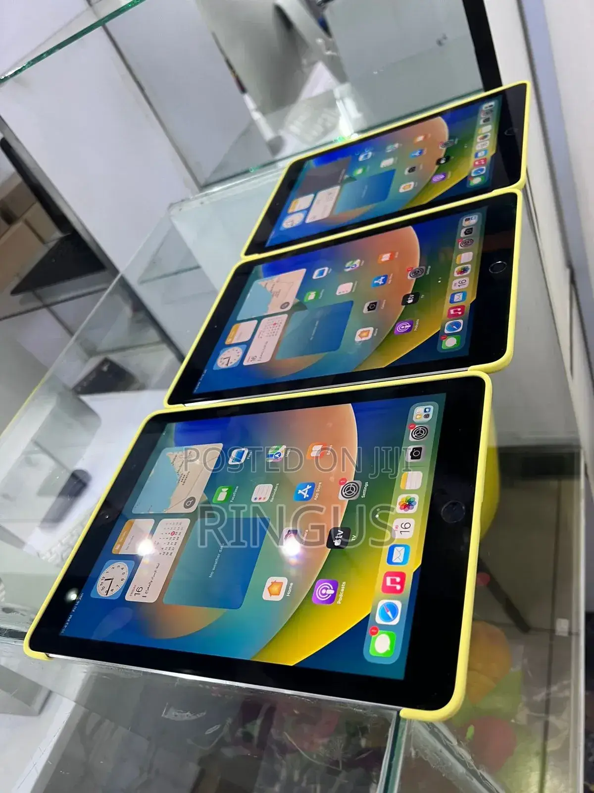 Apple iPad Pro 9.7 (2016) 32 GB Yellow